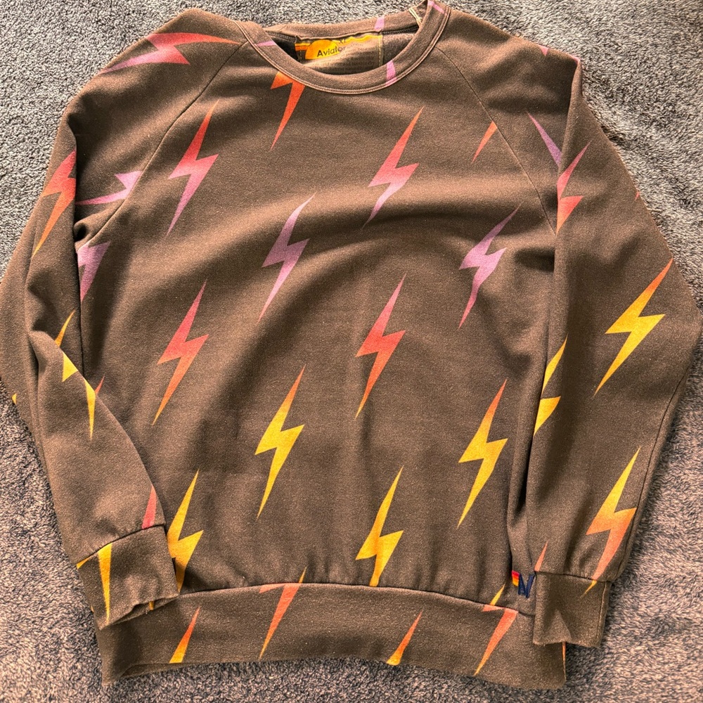 Aviator Nation pullover XL black bolt repeat pattern EUC
